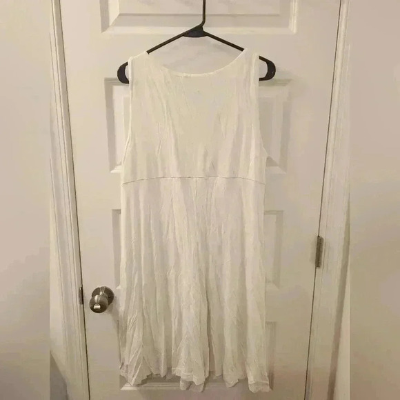 New York & Company Dress White Size XL Sleeveless V Neck Midi #Z542 - Picture 3 of 5